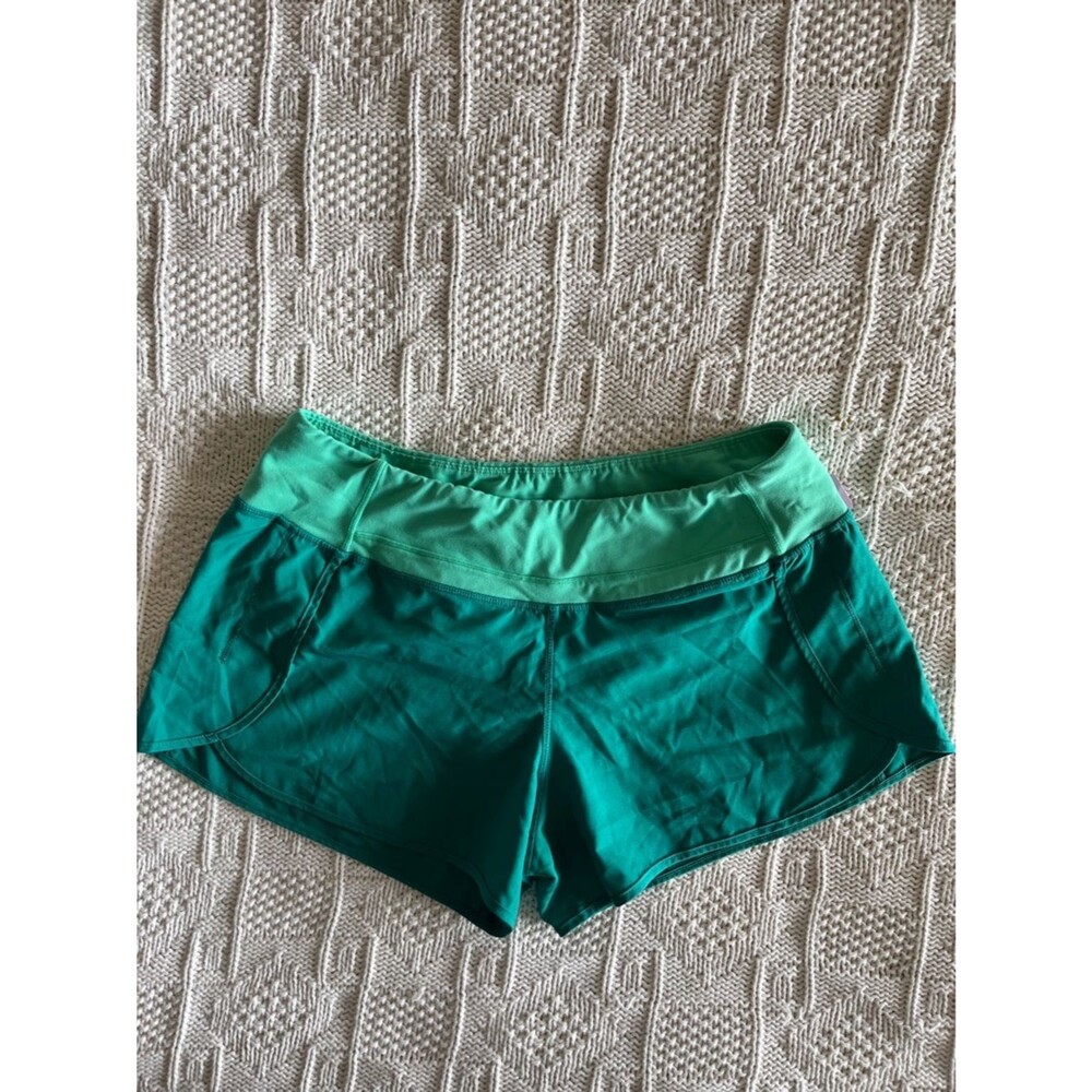 Born Primitive Women's Endurance Short in Fresh Mint Sz L